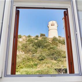 3 bedroom seaside apartments in Sicily, sleeps 6